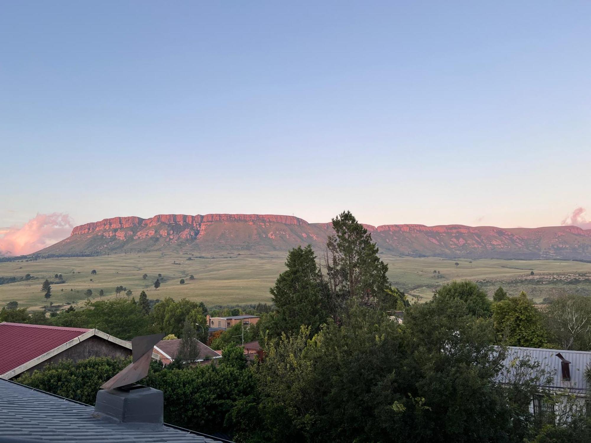 The Raz Bed & Breakfast Harrismith Eksteriør bilde