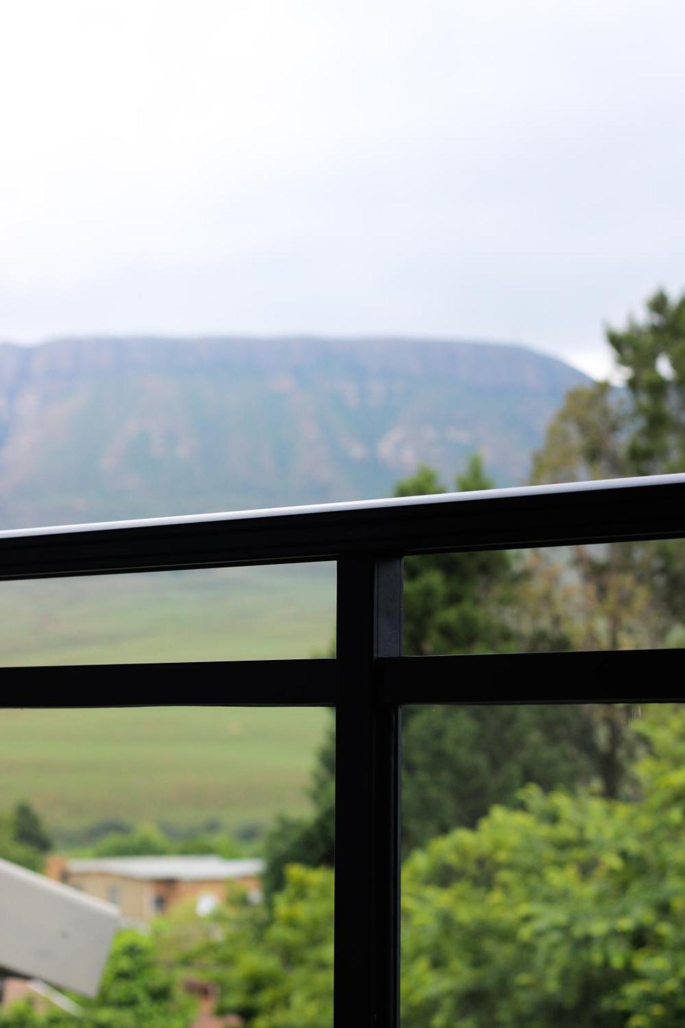 The Raz Bed & Breakfast Harrismith Eksteriør bilde