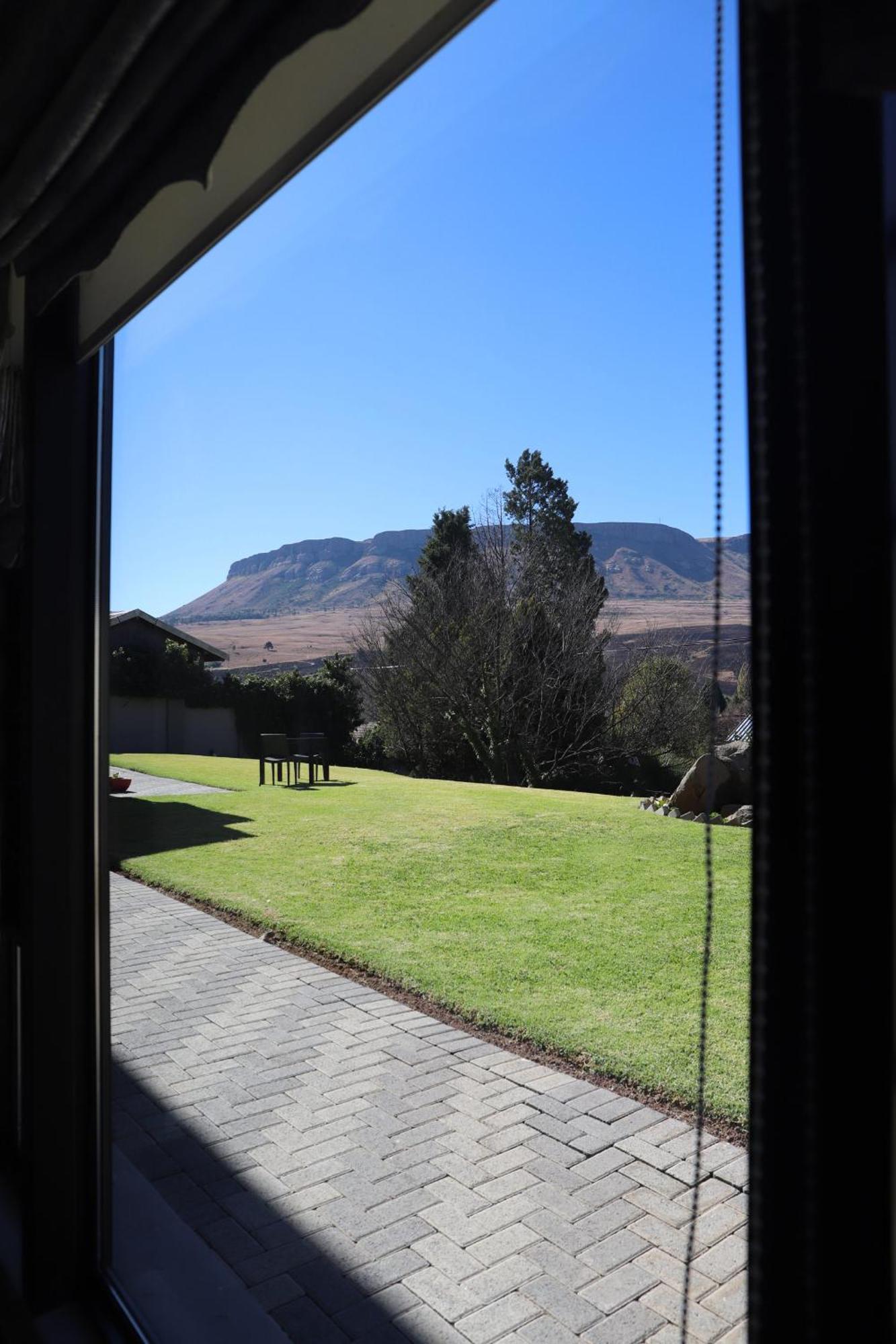 The Raz Bed & Breakfast Harrismith Eksteriør bilde